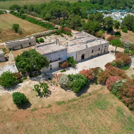 Masseria Specchiulla בית נופש *
