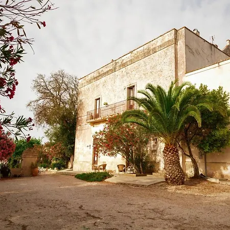 Masseria Specchiulla בית נופש *