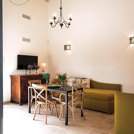 Masseria Specchiulla *