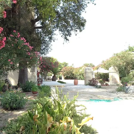 Masseria Specchiulla *